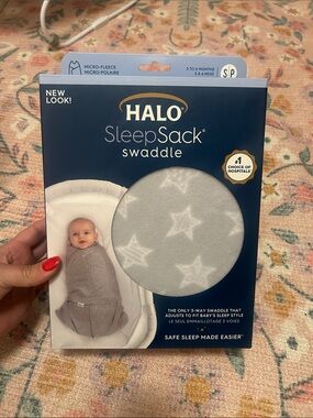 Halo SleepSack Swaddle in Light Gray with White Star Print